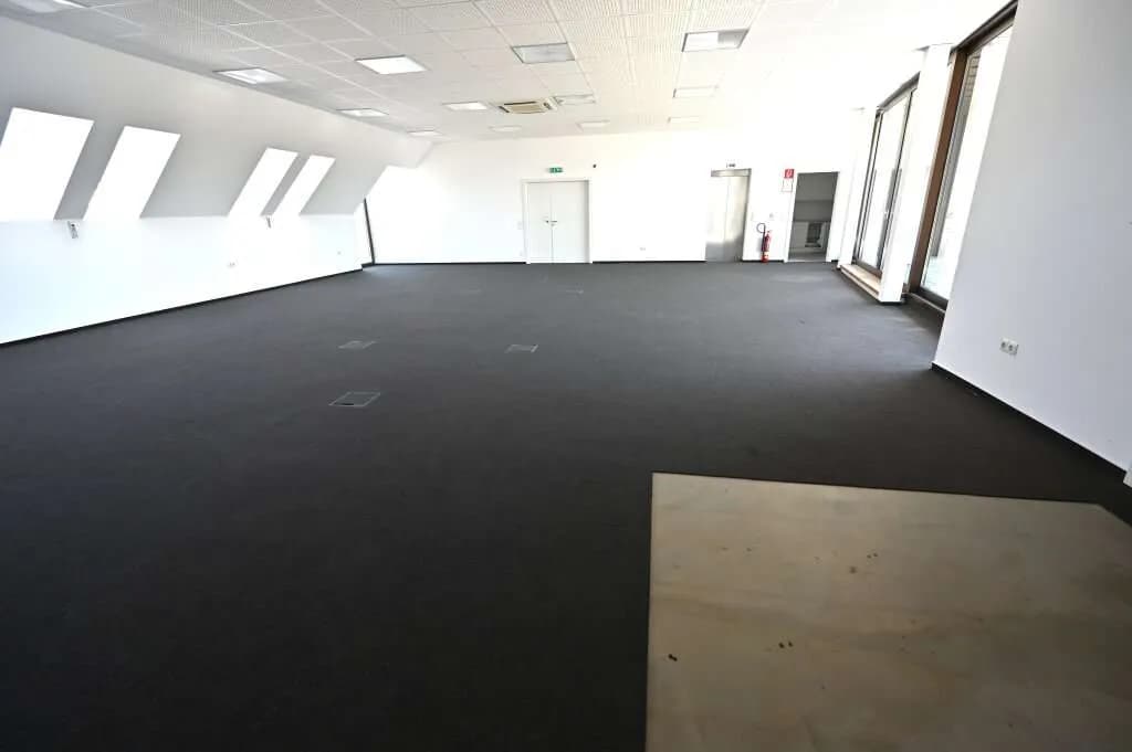 Gewerbeimmobilie mieten in Linz – 543 m², € 7.098 – Bild 8 von 13