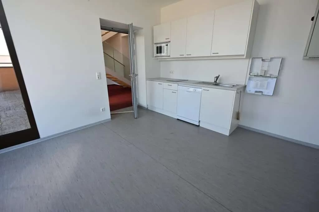 Gewerbeimmobilie mieten in Linz – 543 m², € 7.098 – Bild 11 von 13