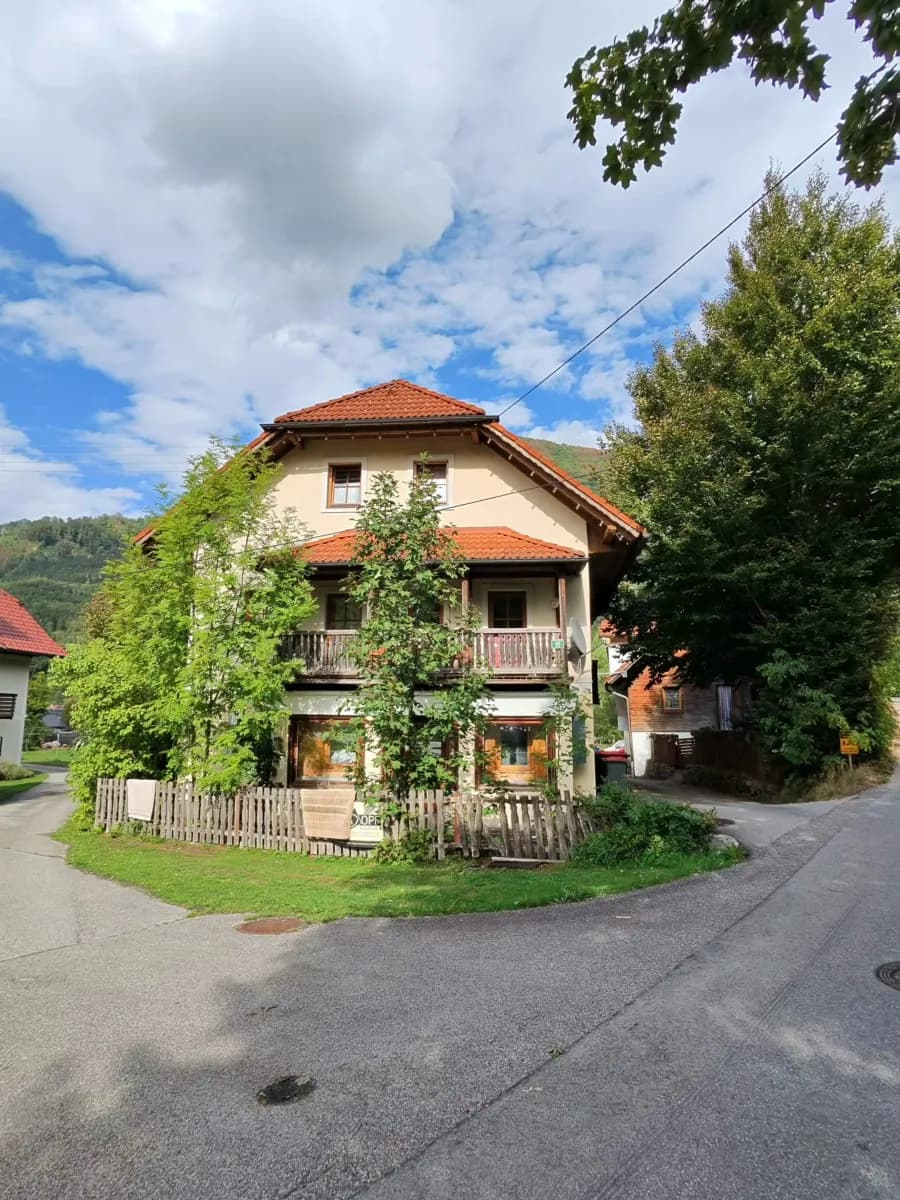 2-Zimmer-Wohnung mieten in Gmunden – 45 m², € 595 – Bild 1 von 6