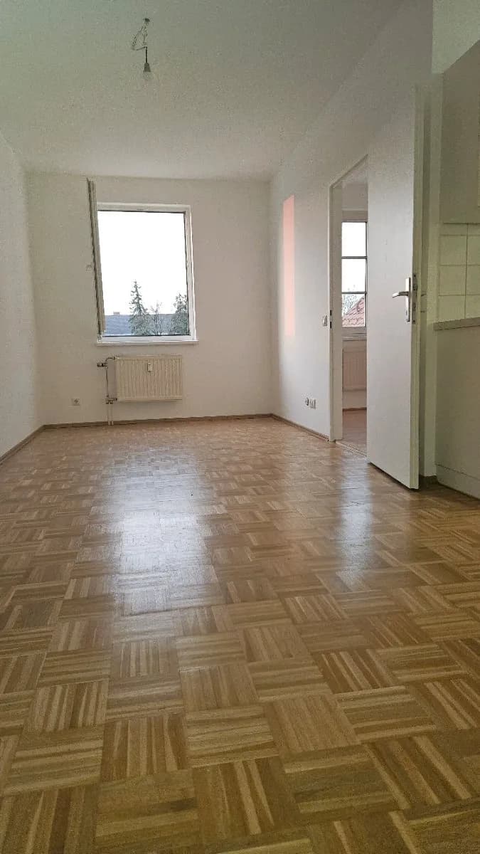2-Zimmer-Wohnung mieten in Wels – 38 m², € 520 – Bild 2 von 10