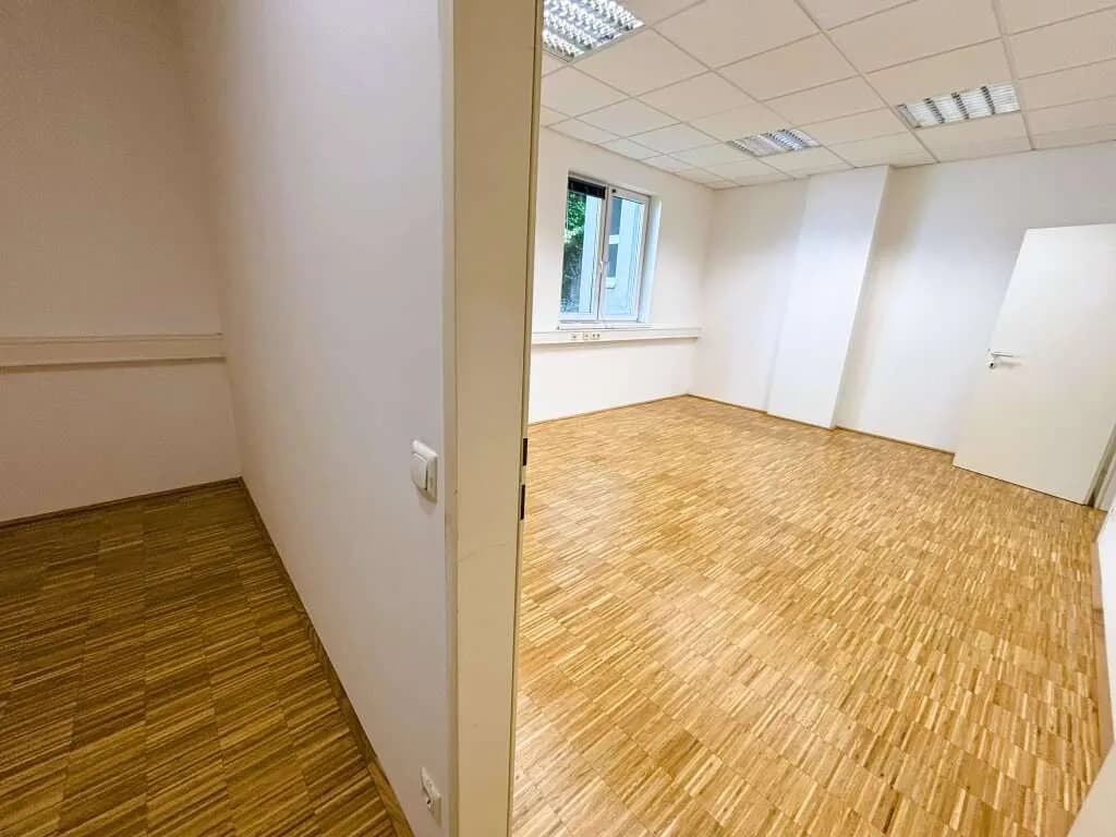 3-Zimmer-Gewerbeimmobilie mieten in Linz – 119 m², € 1.544 – Bild 3 von 7