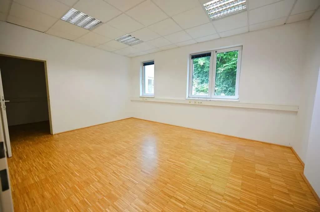 3-Zimmer-Gewerbeimmobilie mieten in Linz – 119 m², € 1.544 – Bild 4 von 7