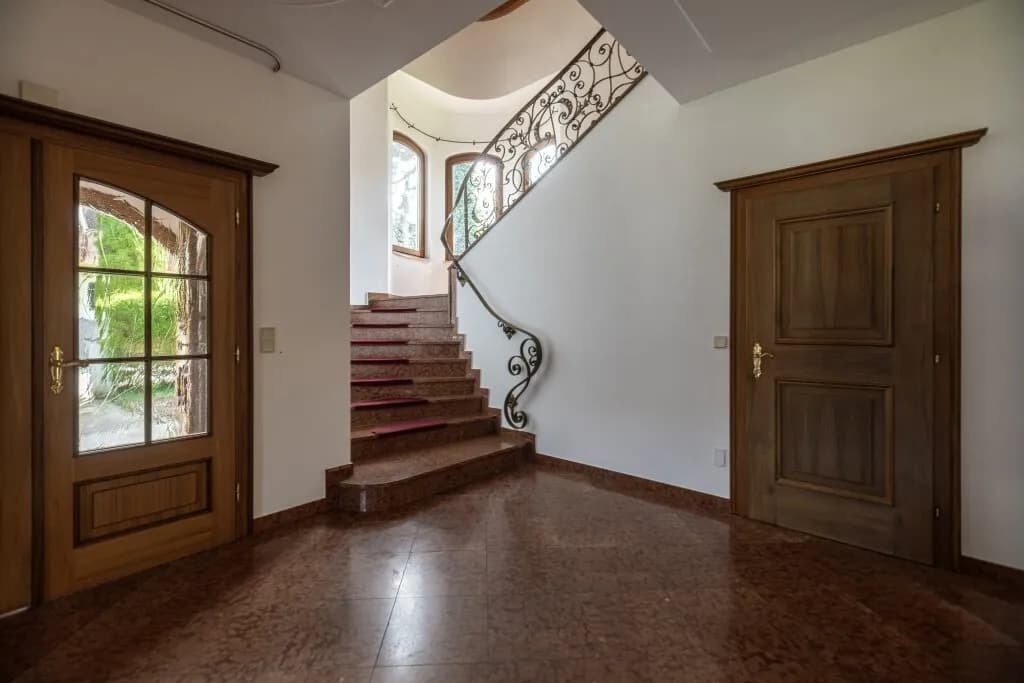6-Zimmer-Haus kaufen in Salzburg-Umgebung – 339,87 m², € 1.390.000 – Bild 2 von 10