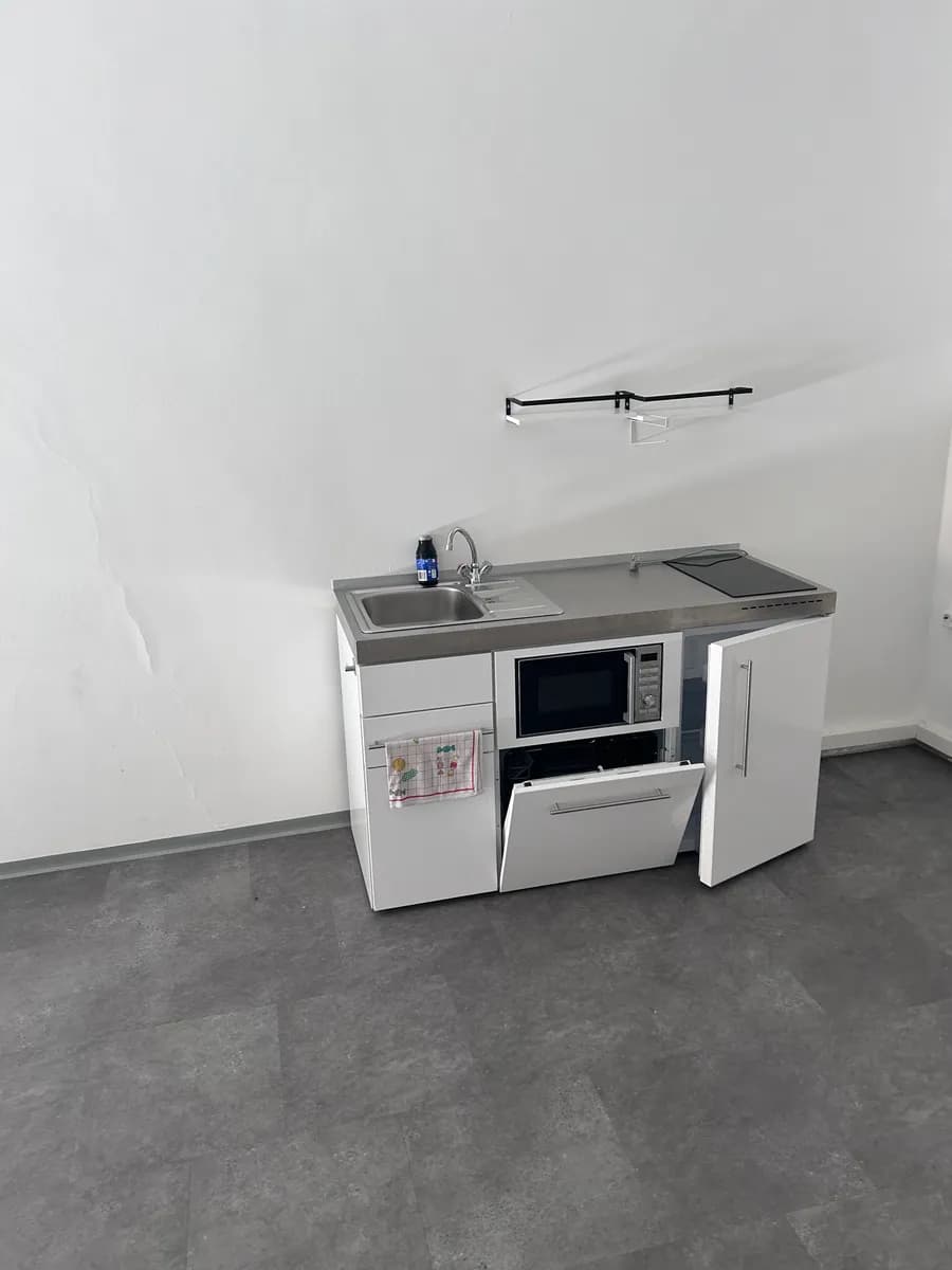 3-Zimmer-Gewerbeimmobilie mieten in Bruck an der Leitha – 100 m², € 955 – Bild 3 von 16