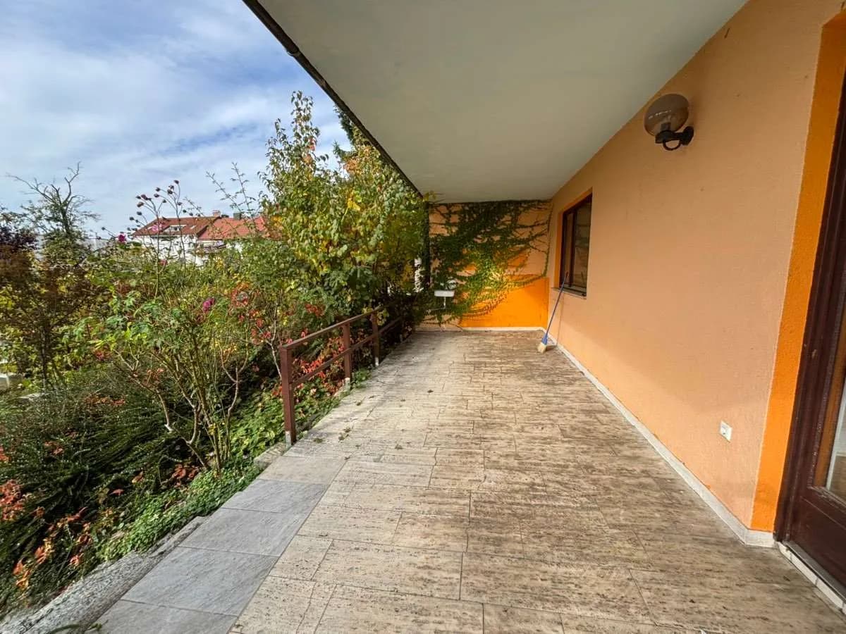 8-Zimmer-Haus kaufen in Hollabrunn – 240 m², € 498.000 – Bild 11 von 62