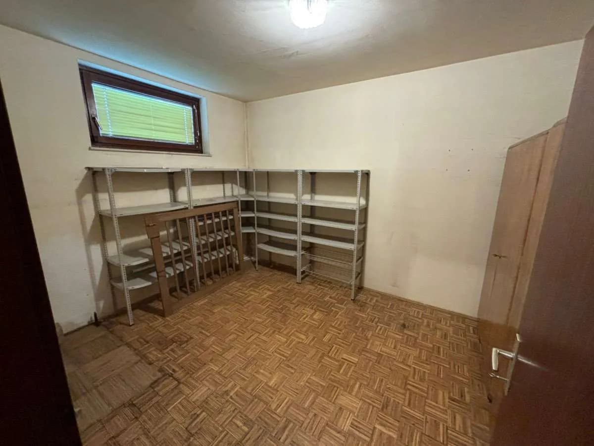 8-Zimmer-Haus kaufen in Hollabrunn – 240 m², € 498.000 – Bild 44 von 62