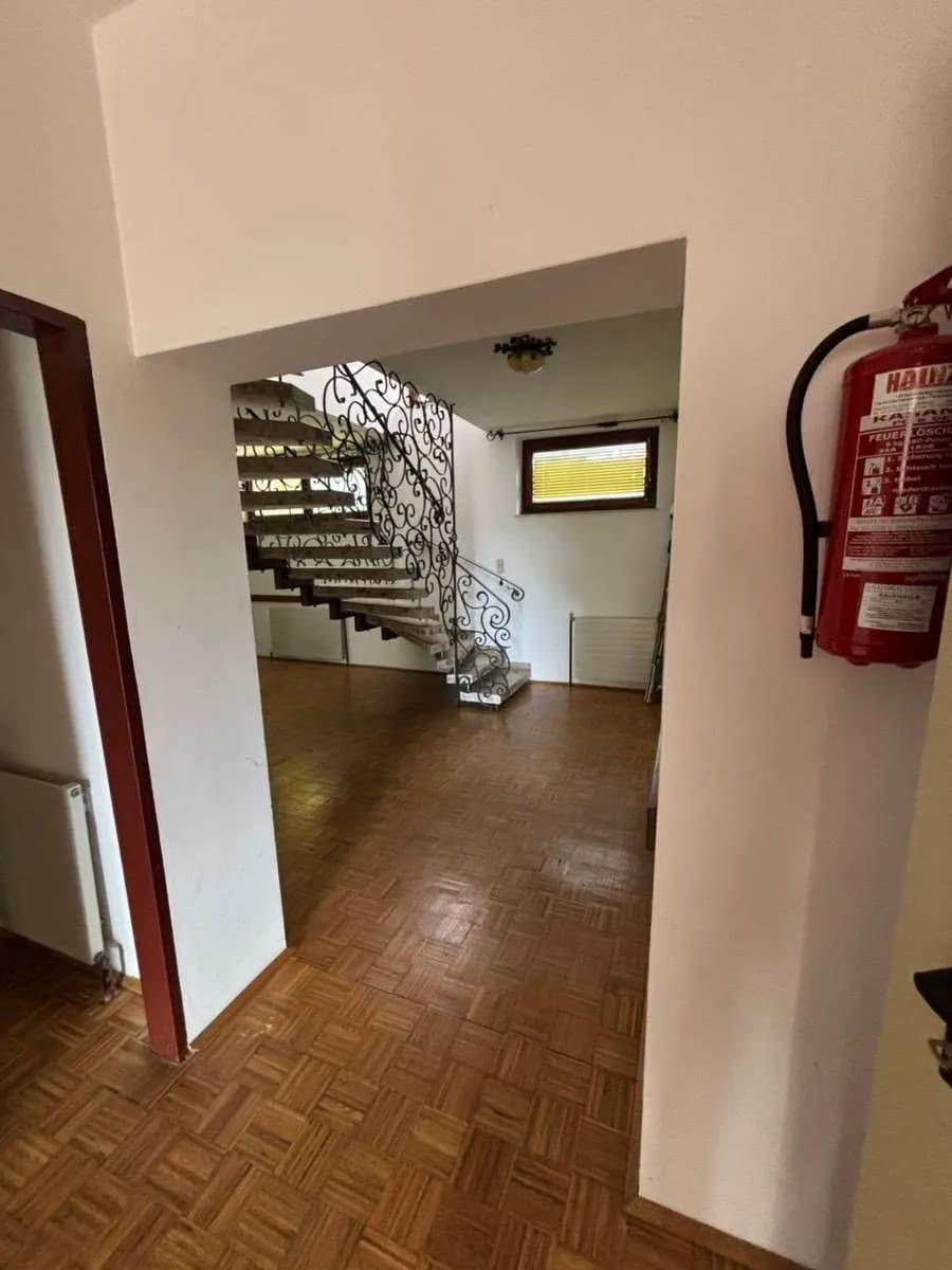8-Zimmer-Haus kaufen in Hollabrunn – 240 m², € 498.000 – Bild 45 von 62