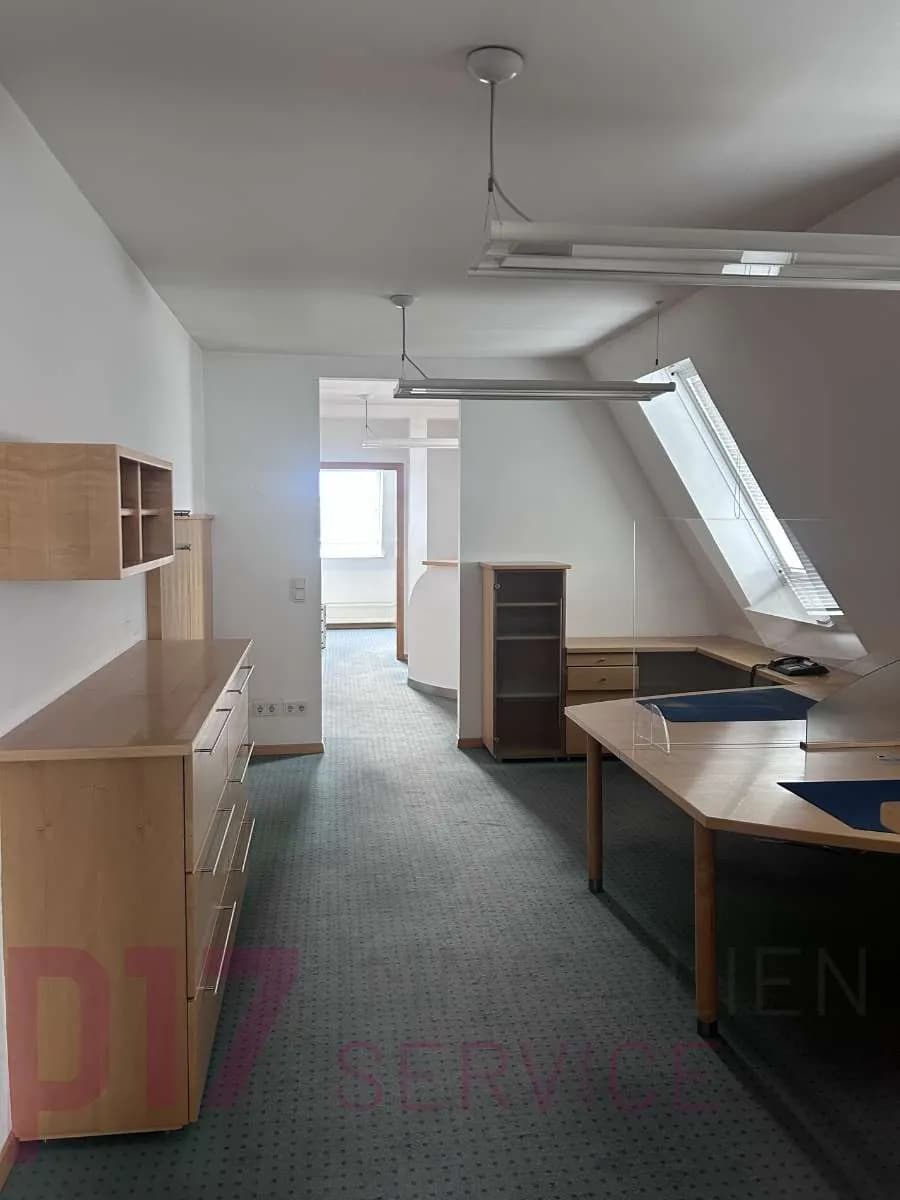 8-Zimmer-Gewerbeimmobilie mieten in Steyr – 153 m² – Bild 1 von 22