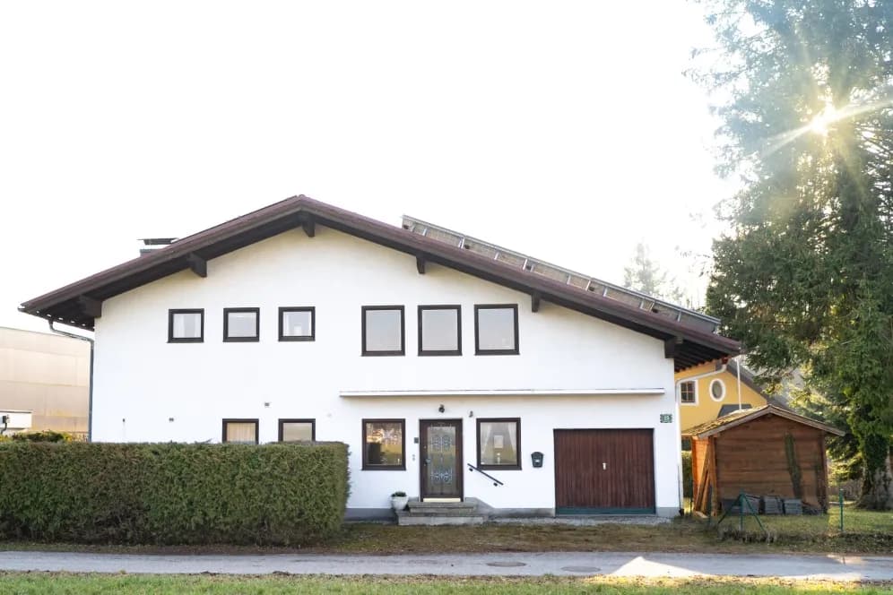 5-Zimmer-Haus kaufen in Salzburg-Umgebung – 180 m², € 850.000 – Bild 1 von 8