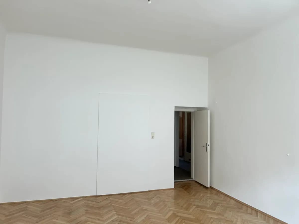 2-Zimmer-Wohnung mieten in Graz – 75 m², € 676 – Bild 2 von 9