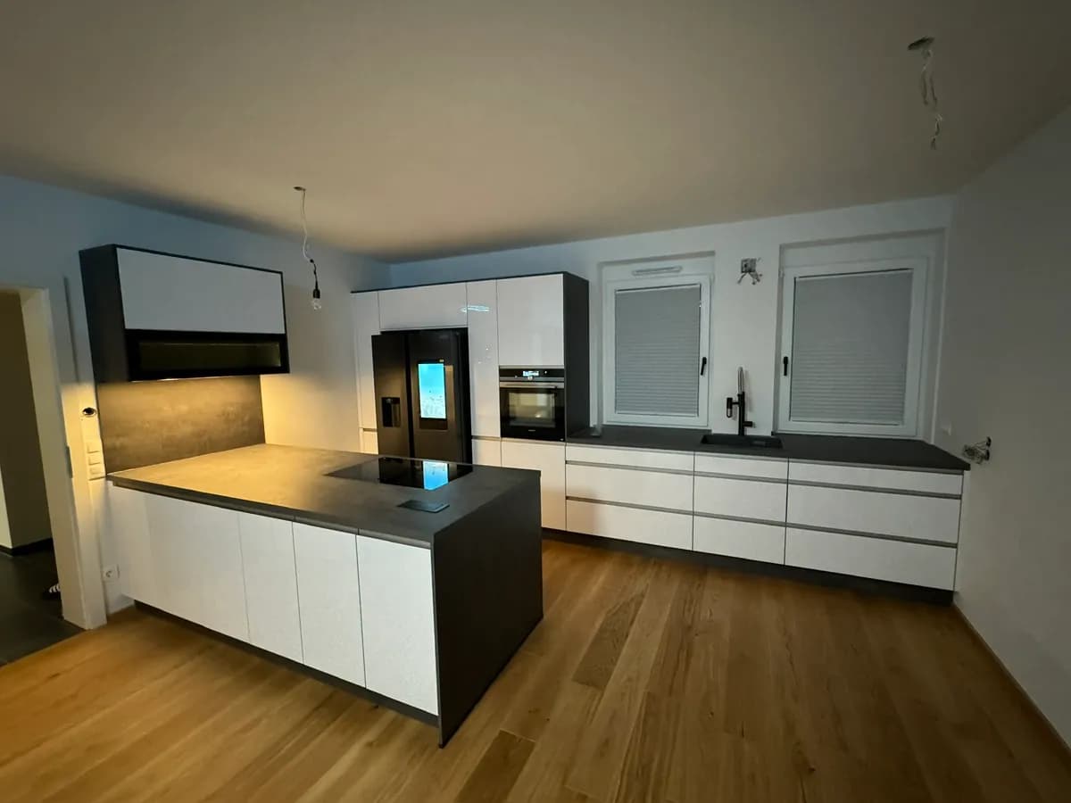 5-Zimmer-Immobilie mieten in Eisenstadt – 177 m², € 1.598 – Bild 1 von 5
