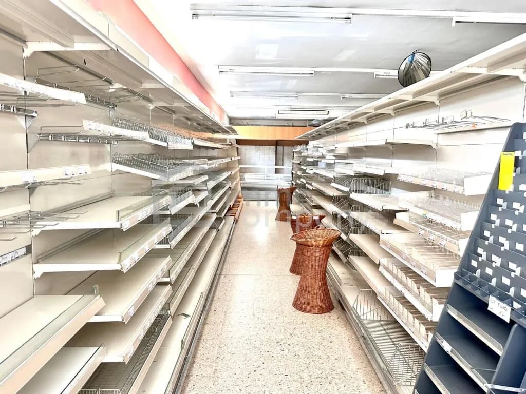 Gewerbeimmobilie kaufen in Tulln – 390 m², € 550.000 – Bild 10 von 11