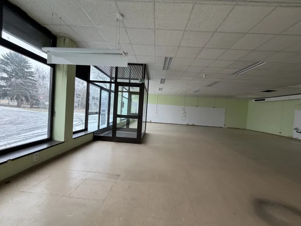 Gewerbeimmobilie mieten in Gänserndorf – 1 243 m², € 1.750 – Bild 8 von 24