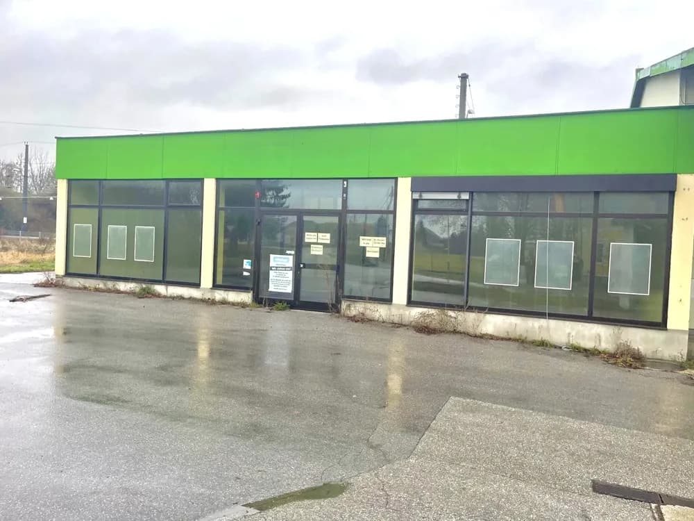 Gewerbeimmobilie mieten in Gänserndorf – 1 376 m², € 1.950