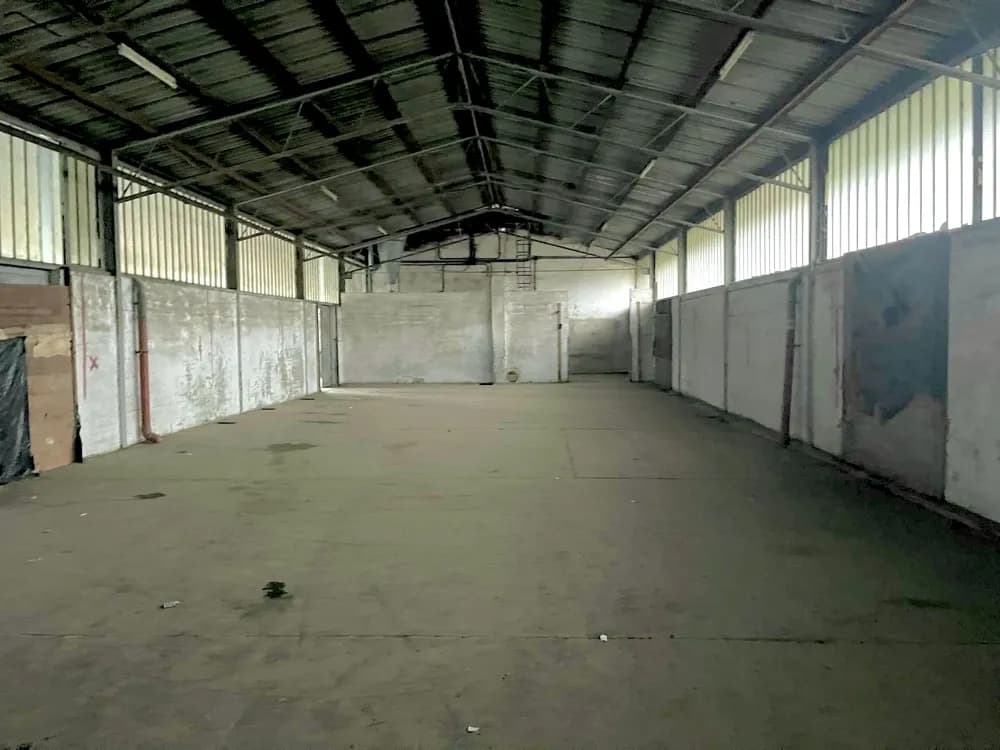 Gewerbeimmobilie mieten in Gänserndorf – 1 376 m², € 1.950 – Bild 2 von 3