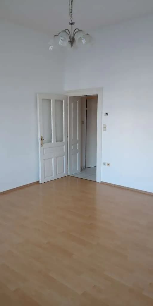1-Zimmer-Wohnung mieten in Neusiedl am See – 35 m², € 490 – Bild 2 von 8