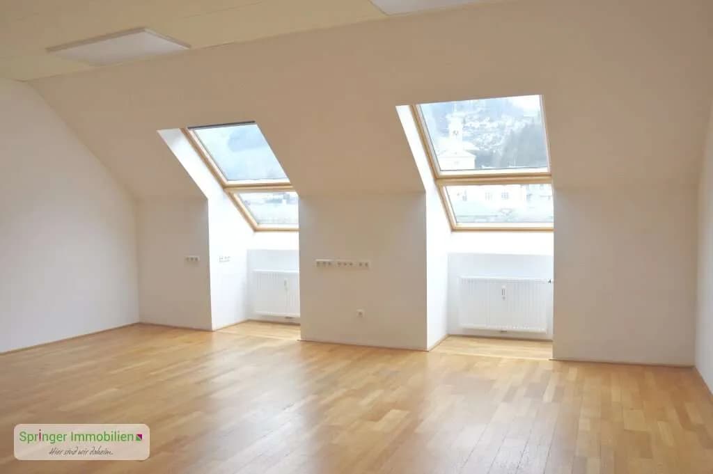 2-Zimmer-Gewerbeimmobilie mieten in Hallein – 50 m², € 720 – Bild 2 von 7