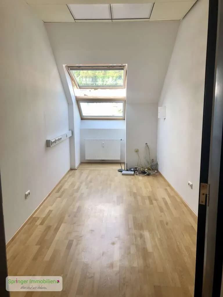 2-Zimmer-Gewerbeimmobilie mieten in Hallein – 50 m², € 720 – Bild 4 von 7