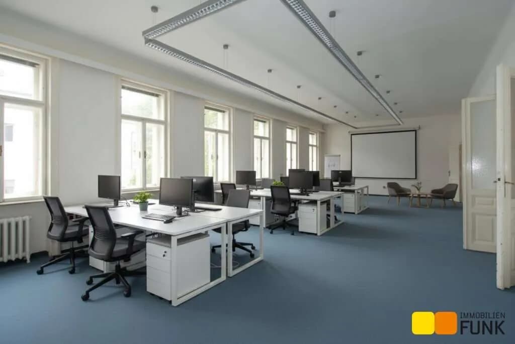 9-Zimmer-Gewerbeimmobilie mieten in Wien – 351 m², € 6.289