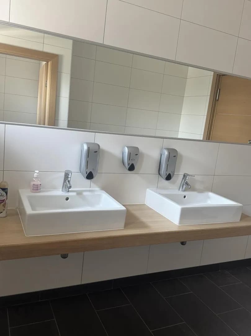 Gewerbeimmobilie mieten in Linz Land – 443 m², € 5.316 – Bild 7 von 9