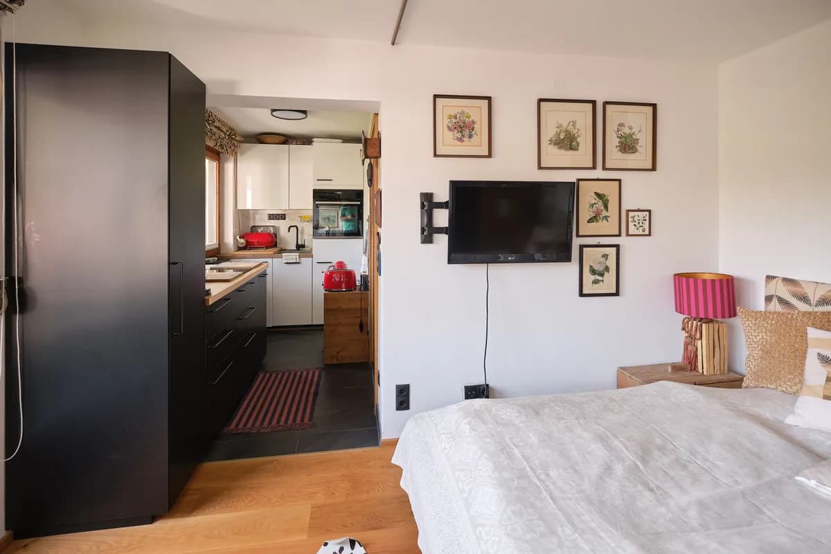1-Zimmer-Wohnung mieten in Kitzbühel – 30 m², € 942 – Bild 2 von 13