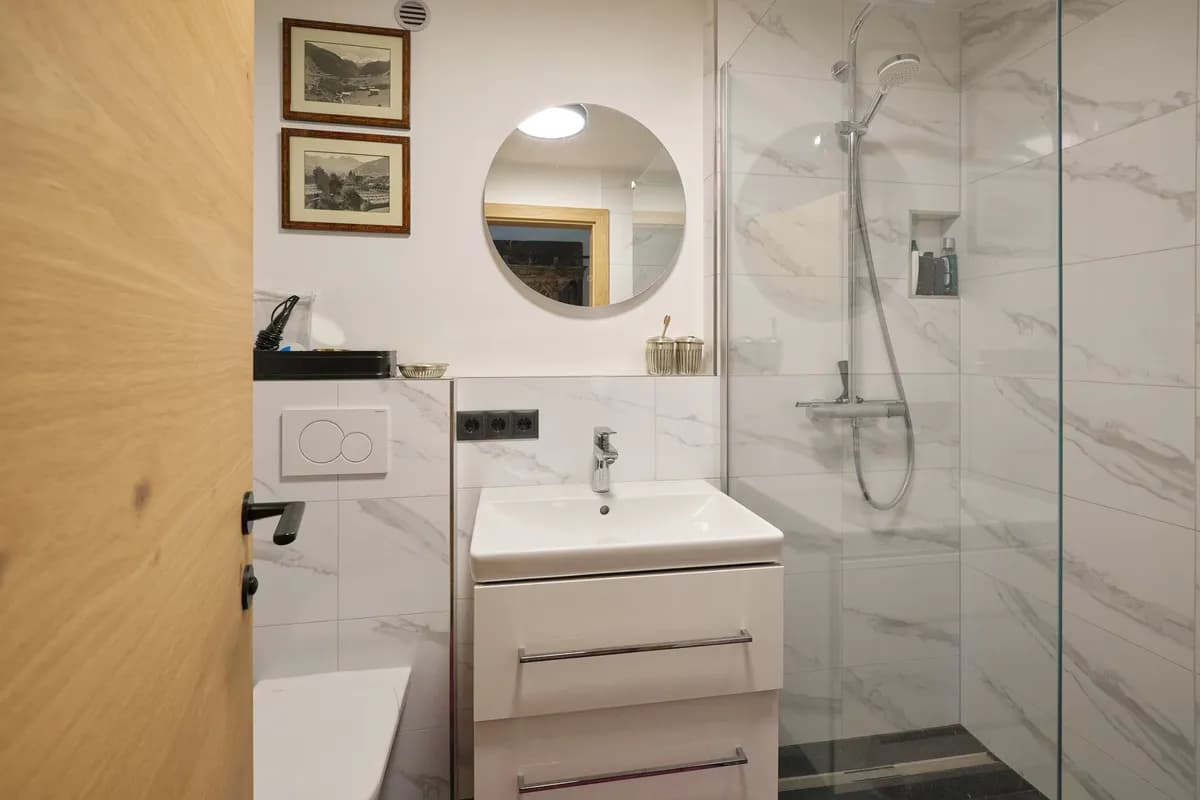 1-Zimmer-Wohnung mieten in Kitzbühel – 30 m², € 942 – Bild 5 von 13