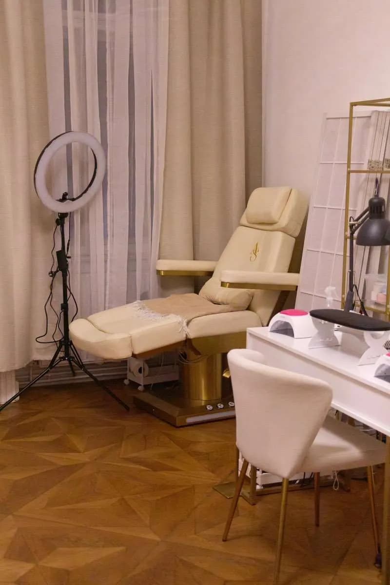 1-Zimmer-Gewerbeimmobilie mieten in Wien – 100 m², € 420 – Bild 11 von 16