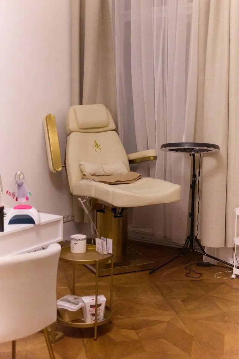 1-Zimmer-Gewerbeimmobilie mieten in Wien – 100 m², € 420 – Bild 14 von 16