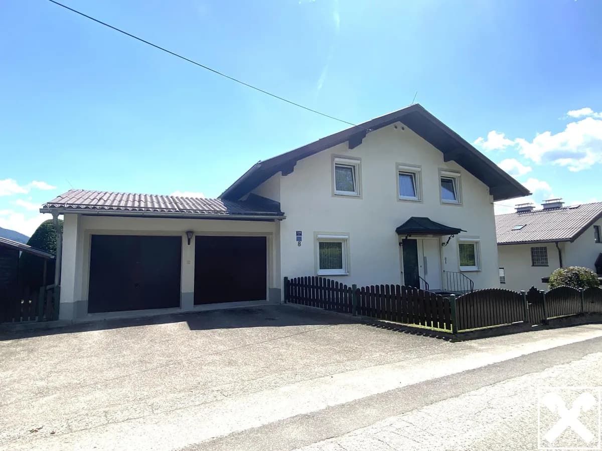9-Zimmer-Haus kaufen in Gmunden – 193 m², € 589.000 – Bild 3 von 11