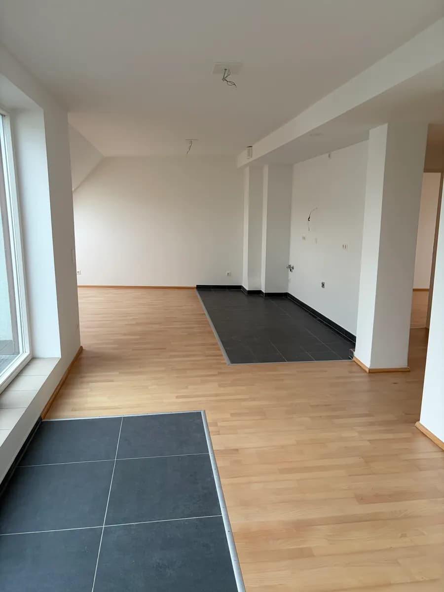 4-Zimmer-Wohnung mieten in Wien – 103 m², € 1.205 – Bild 2 von 8