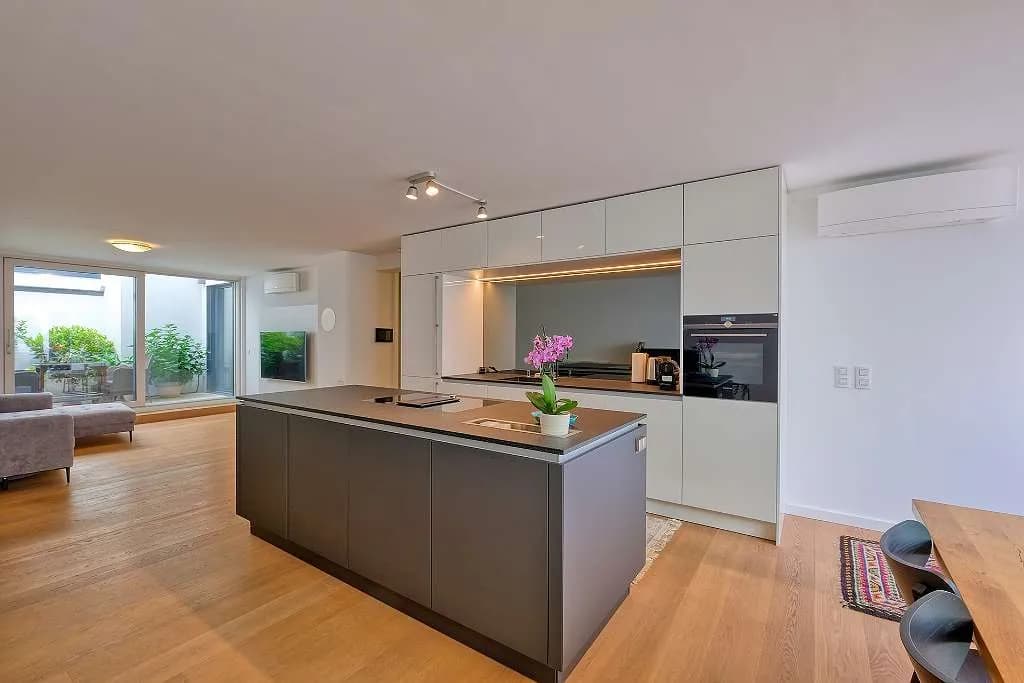 3-Zimmer-Wohnung mieten in Wien – 107 m², € 2.750 – Bild 1 von 18