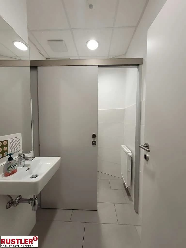 Gewerbeimmobilie mieten in Wien – 109 m², € 1.249 – Bild 10 von 13