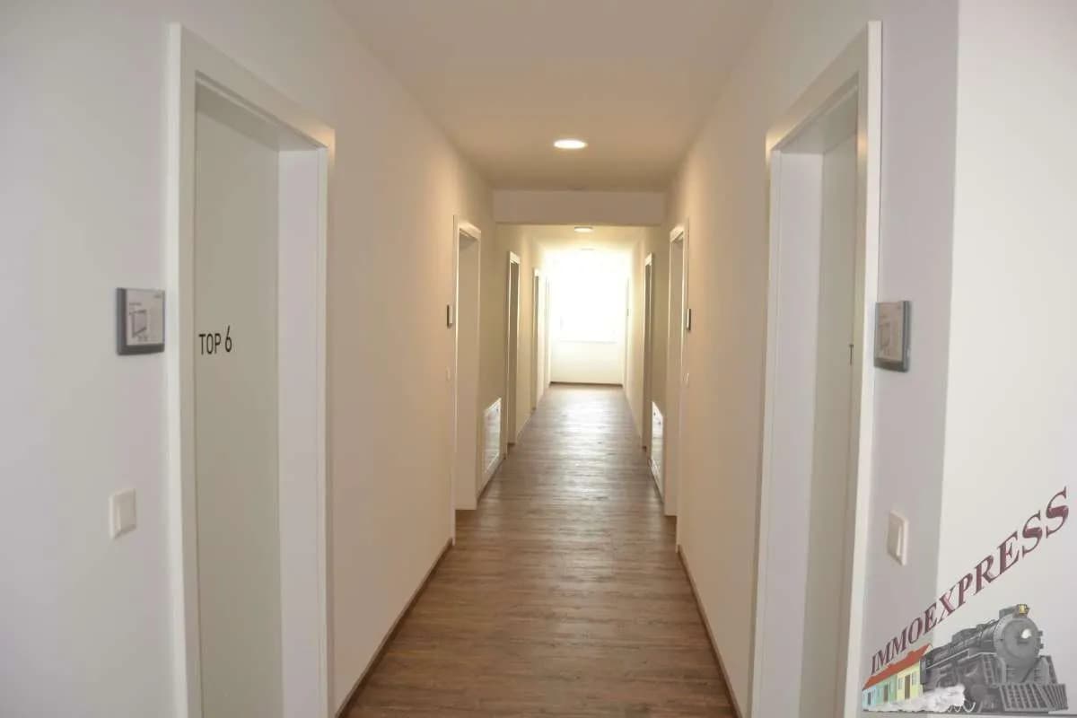 1-Zimmer-Gewerbeimmobilie mieten in Bruck an der Leitha – 25 m², € 100 – Bild 4 von 6