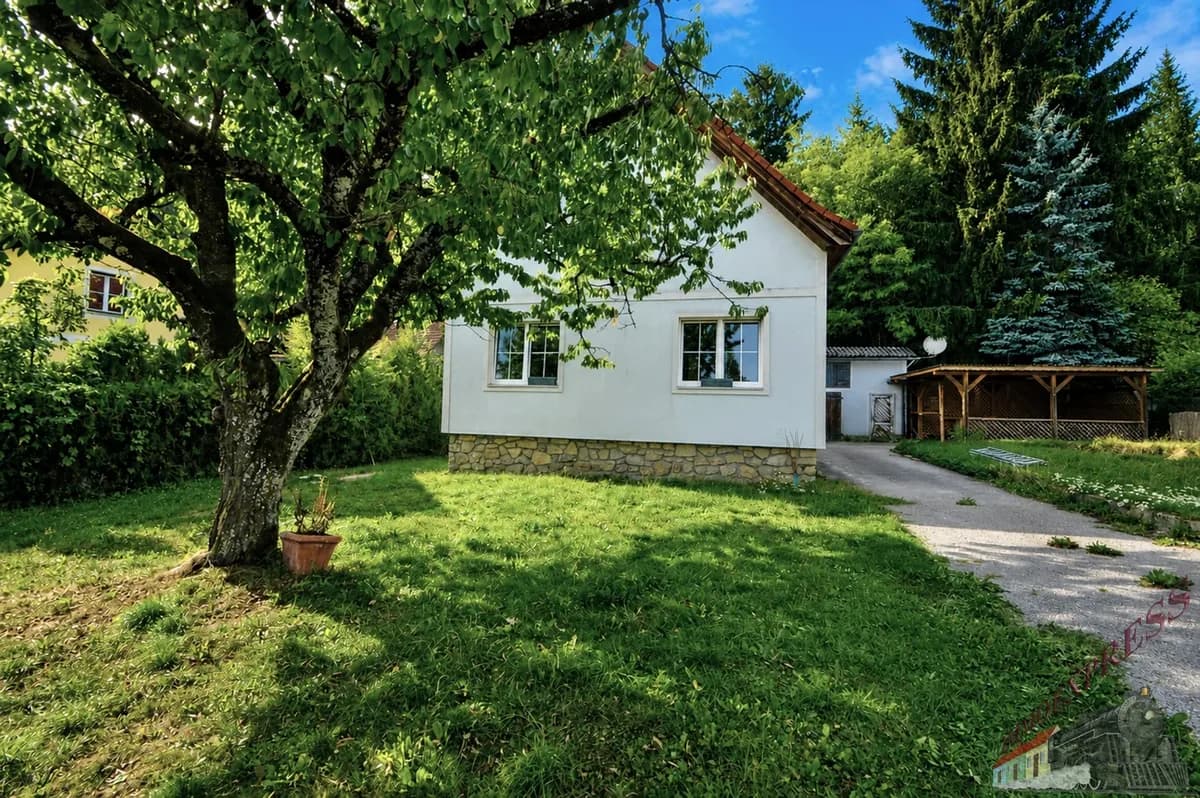 3-Zimmer-Haus mieten in Lilienfeld – 99 m², € 1.350 – Bild 1 von 17