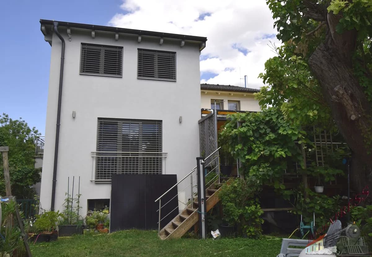 5-Zimmer-Haus mieten in Mödling – 180 m², € 2.600 – Bild 1 von 19