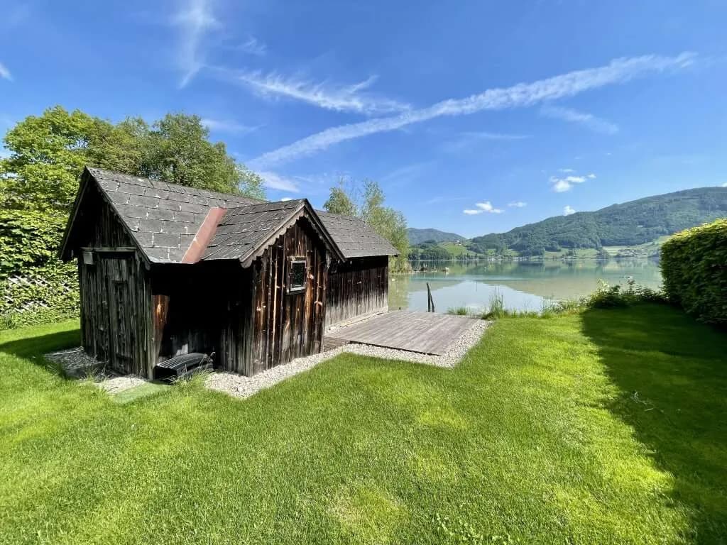6-Zimmer-Haus kaufen in Vöcklabruck – 236 m² – Bild 1 von 14
