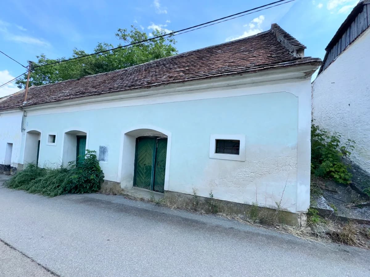 Immobilie kaufen in Hollabrunn – 92 m², € 6.000 – Bild 1 von 8