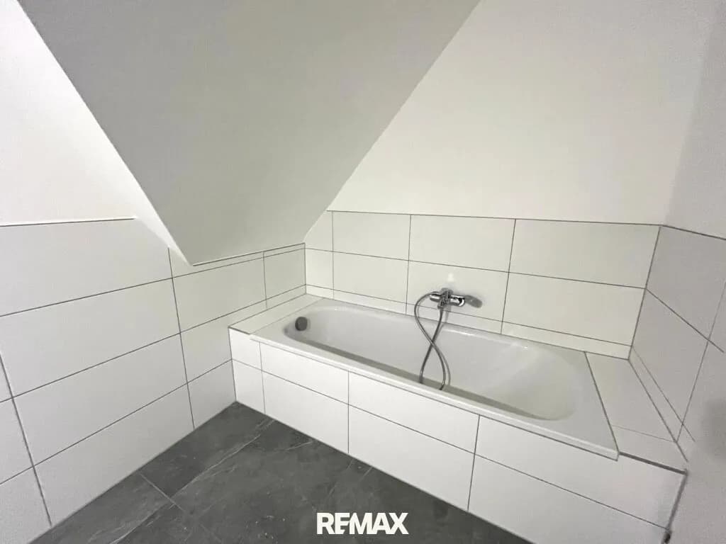 3-Zimmer-Wohnung mieten in Steyr – 77 m², € 943 – Bild 2 von 10