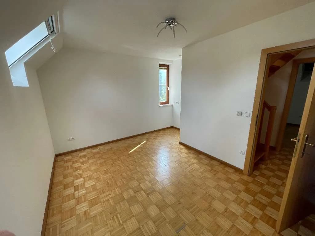 6-Zimmer-Haus kaufen in Liezen – 250 m², € 350.000 – Bild 19 von 28