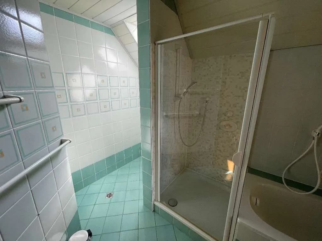 6-Zimmer-Haus kaufen in Liezen – 250 m², € 350.000 – Bild 21 von 28