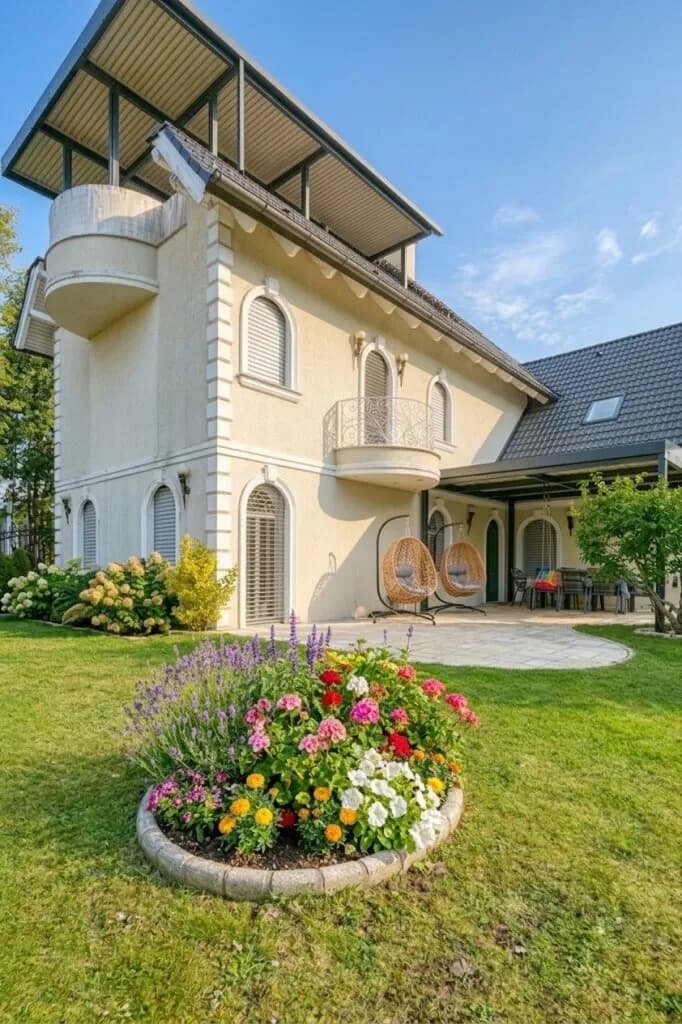 8-Zimmer-Immobilie kaufen in Wien – 294,61 m², € 1.990.000 – Bild 1 von 30