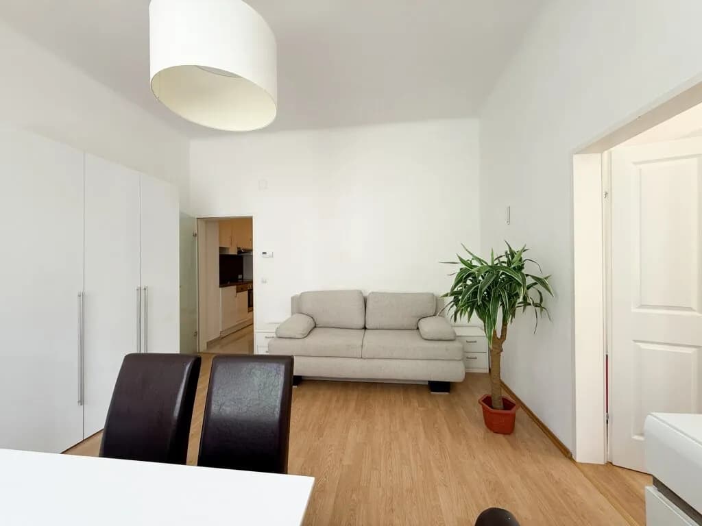 2-Zimmer-Wohnung kaufen in Wien – 54,49 m², € 185.000 – Bild 2 von 8