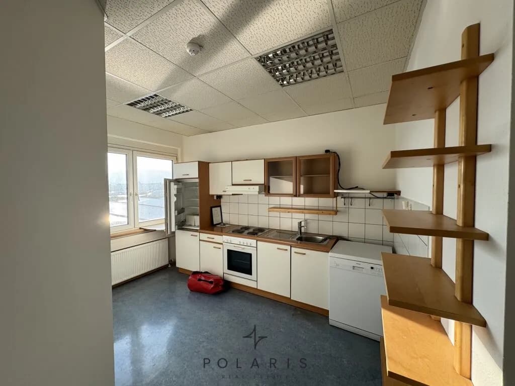 8-Zimmer-Gewerbeimmobilie mieten in Mödling – 399 m², € 4.991 – Bild 3 von 11