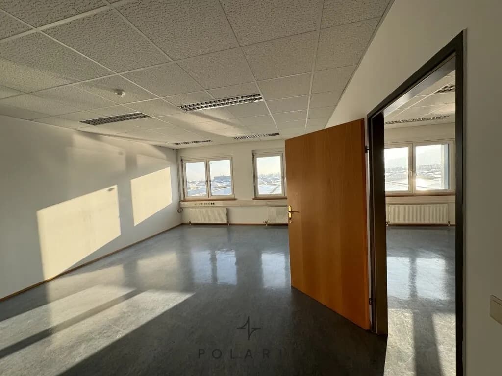 8-Zimmer-Gewerbeimmobilie mieten in Mödling – 399 m², € 4.991 – Bild 8 von 11