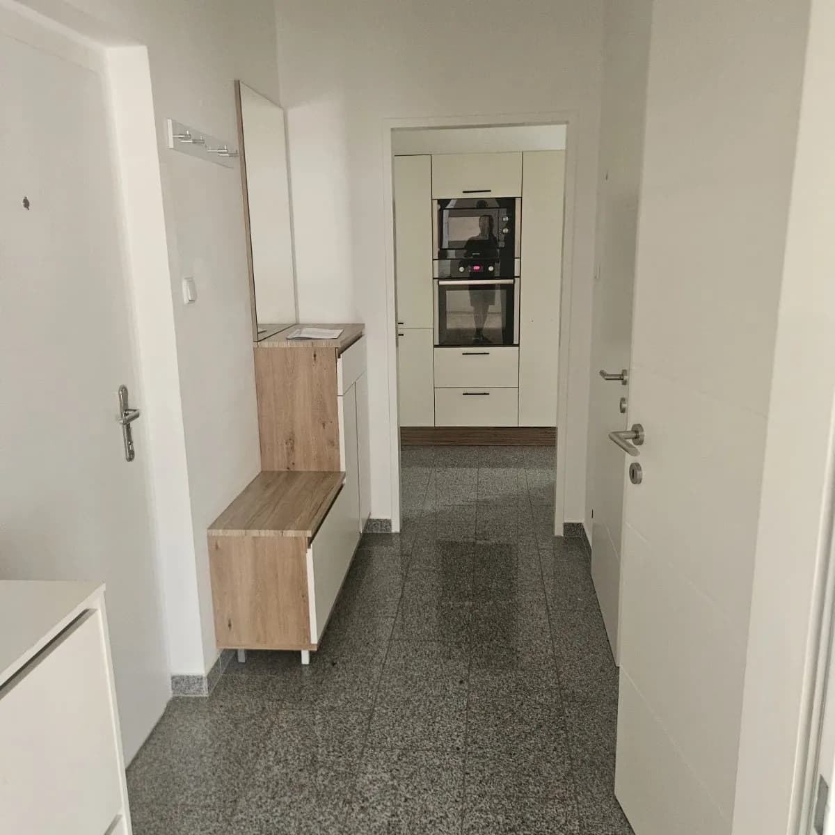 4-Zimmer-Wohnung mieten in Korneuburg – 100 m², € 1.390 – Bild 8 von 8