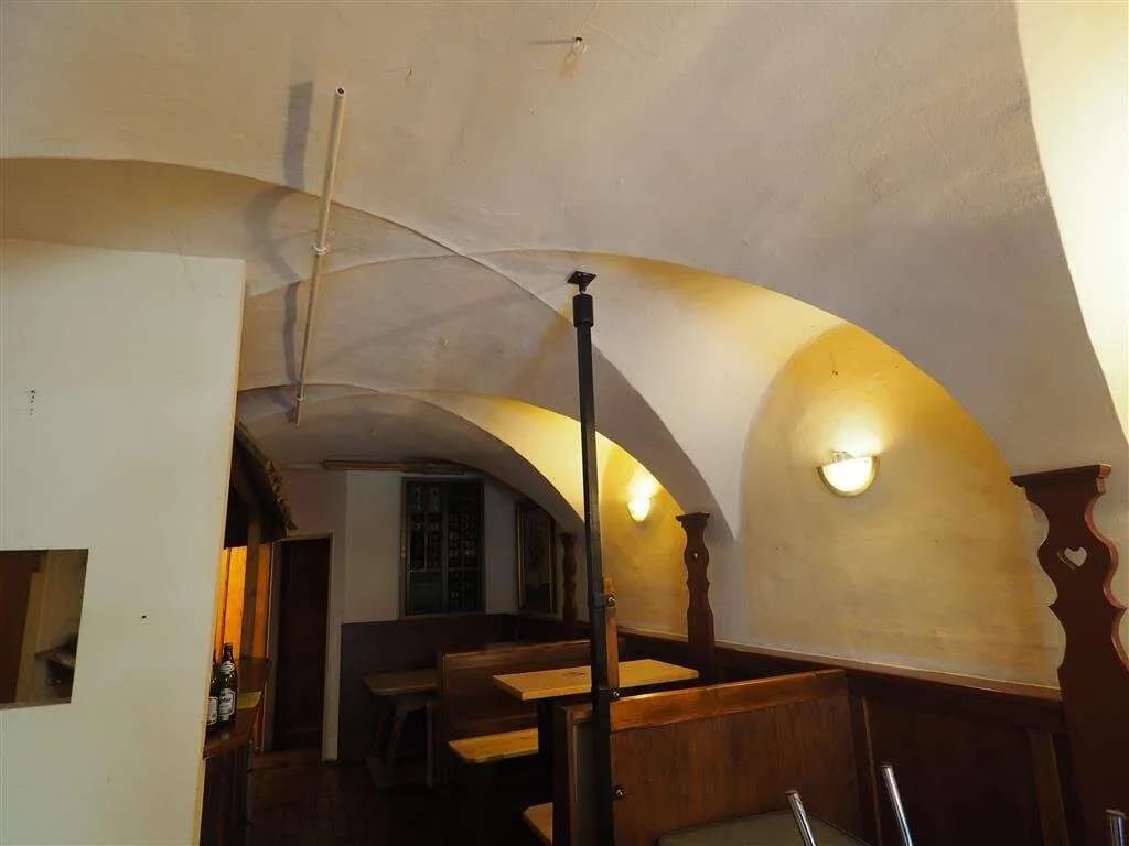 Gewerbeimmobilie kaufen in Gmunden – 415 m², € 550.000 – Bild 4 von 16