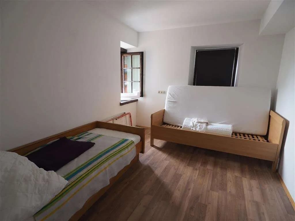 Gewerbeimmobilie kaufen in Gmunden – 415 m², € 550.000 – Bild 11 von 16