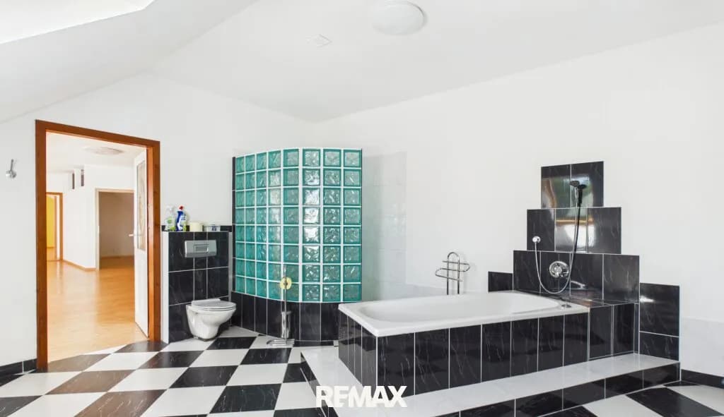 4-Zimmer-Haus kaufen in Gänserndorf – 226 m², € 229.000 – Bild 14 von 29