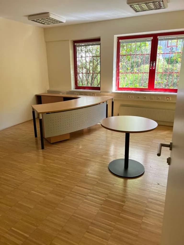 21-Zimmer-Gewerbeimmobilie mieten in Wien – 546 m², € 10.531 – Bild 2 von 16