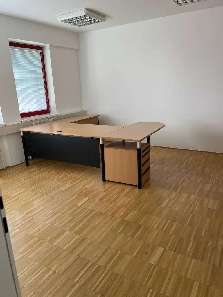 21-Zimmer-Gewerbeimmobilie mieten in Wien – 546 m², € 10.531 – Bild 7 von 16